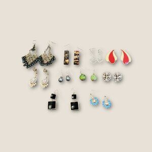 Vintage Lot Of 10 Assorted Earrings Dangle & Stud Styles Mixed Materials & Color